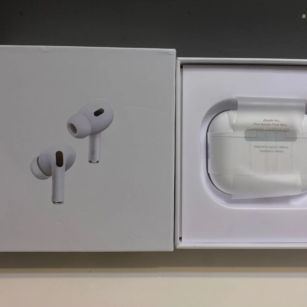 Apple AirPods Pro - White